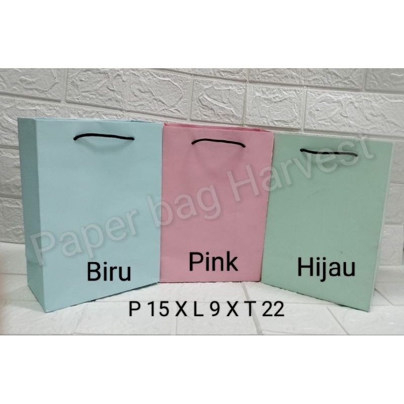 

Paper bag kecil warna biru, pink, hijau