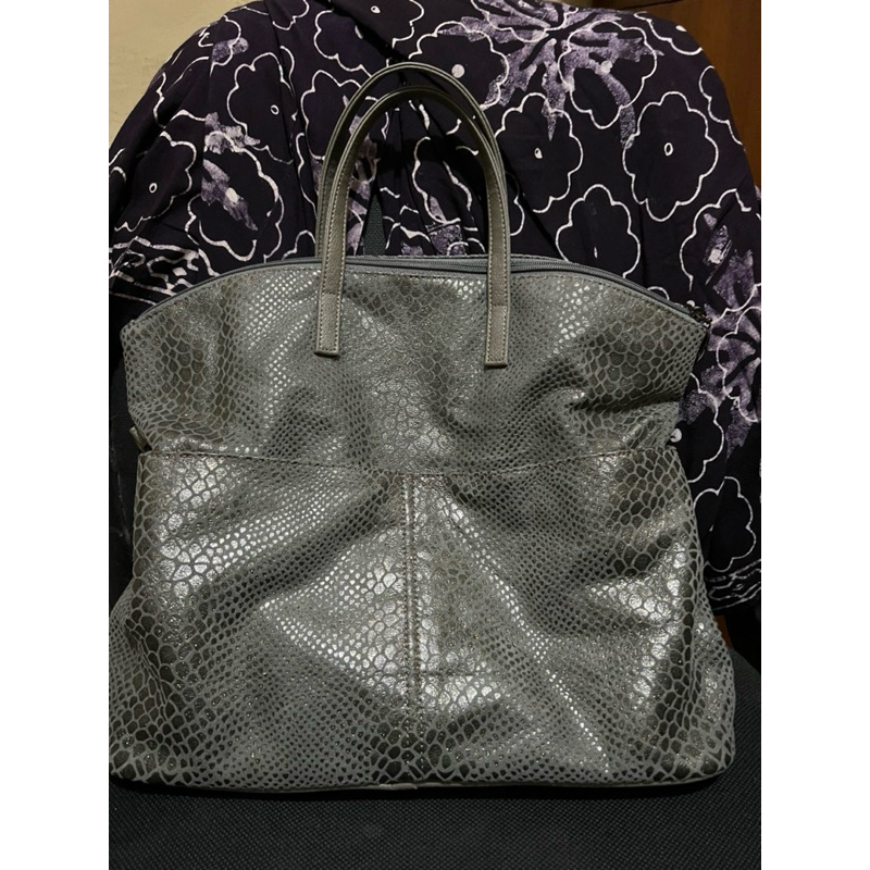 PRELOVED TOTEBAG KULIT ASLI