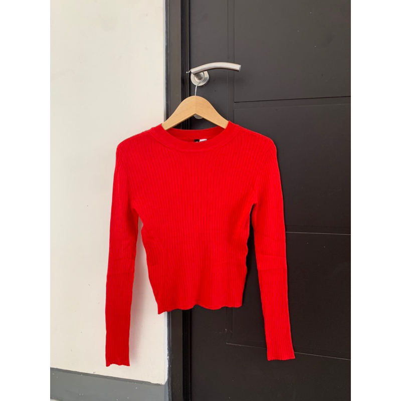 Sweater Rajut Wanita HnM Merah size S