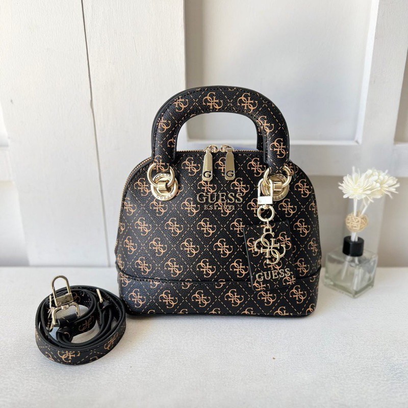 tas Guess top handle