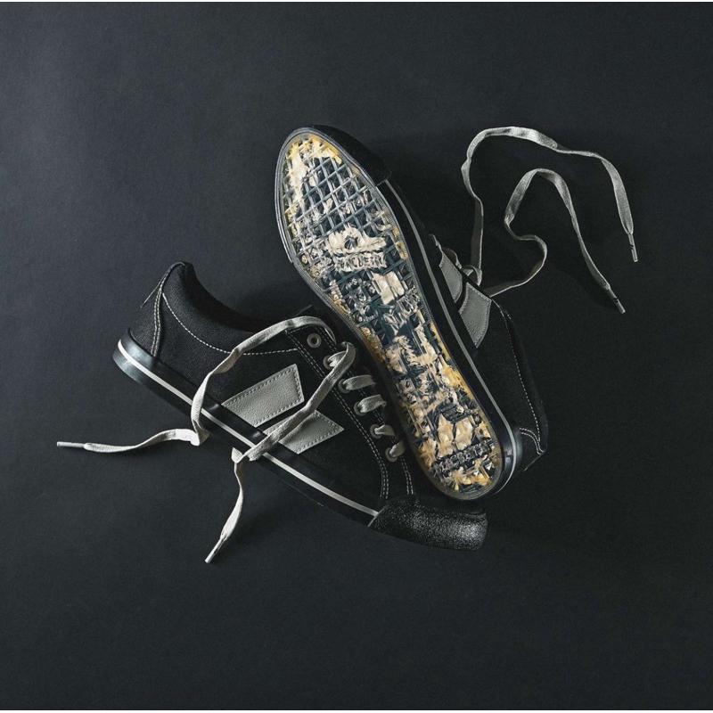 Macbeth Eliot Black /Cement Special Edition Original