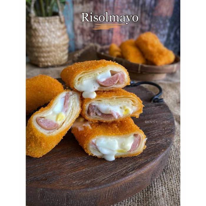 

Risol Mayo Smoked Beef Frozen Food Cemilan Murah isi 8/24/48