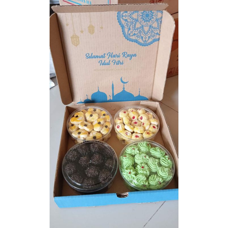 

KUE LEBARAN PAKET MURAH
