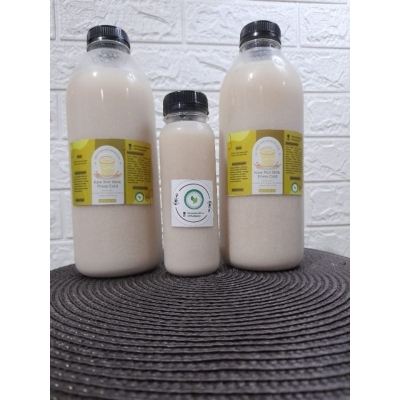 

Activated CashewMilk / Susu Kacang Mente Aktivasi 1 liter