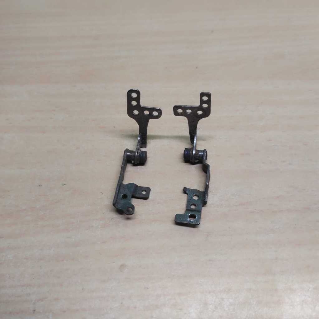 Engsel Hinge Notebook Acer Aspire One D270