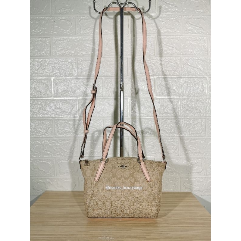 Satchelbag COACH*Mini Kelsey Satchel in Signature Jacquard
