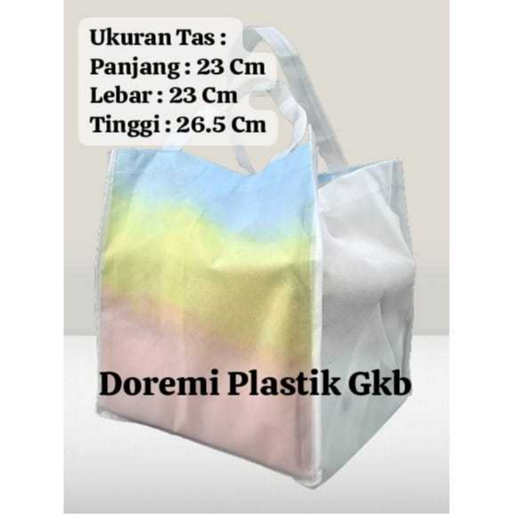 

[ 1 Lusin = 12 Pcs ] Tas Hajatan / Tas Spundbond Untuk Dus Ukuran 22x22 cm / Tas Nasi Box