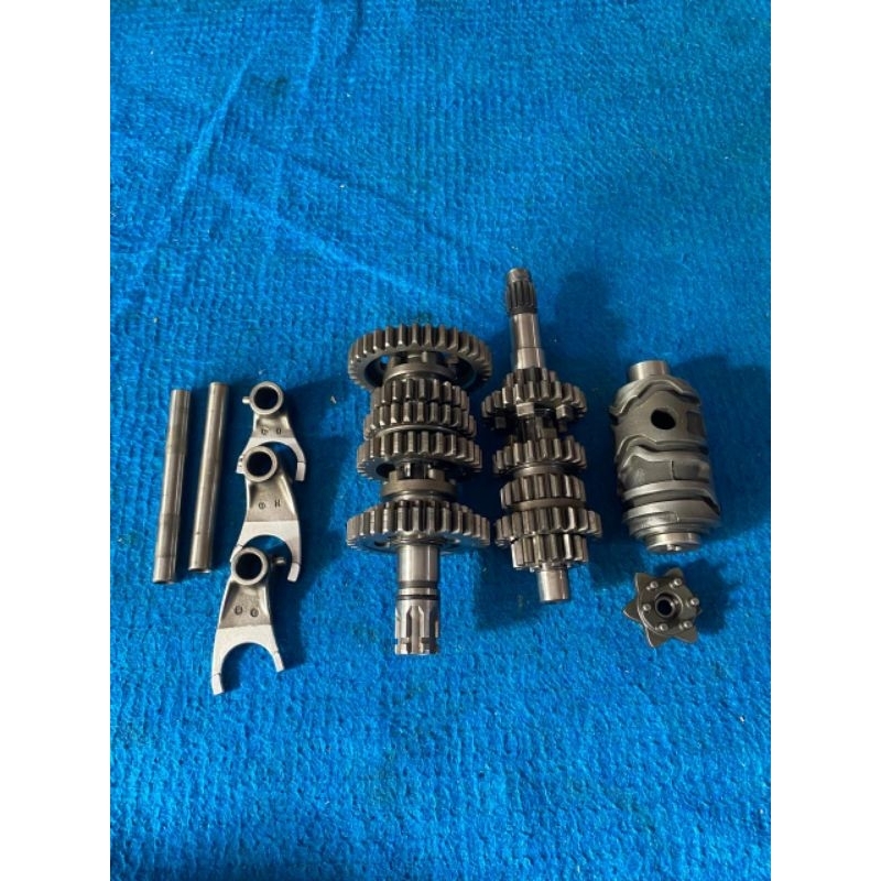Gigi rasio gear transmisi Kawasaki bajaj Pulsar 200NS original