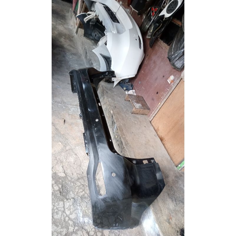 Bumper Belakang Fortuner Vrz Shecond Original