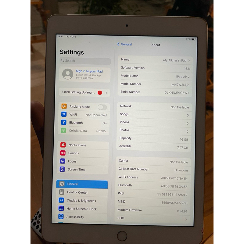 Ipad air 2 wifi only 16gb