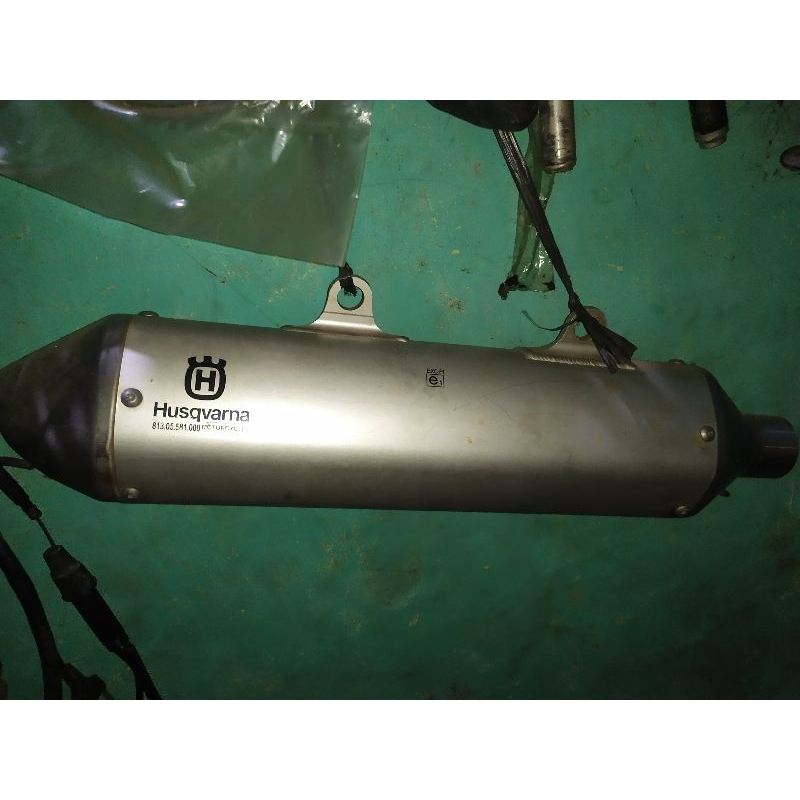 knalpot husq 250 cc