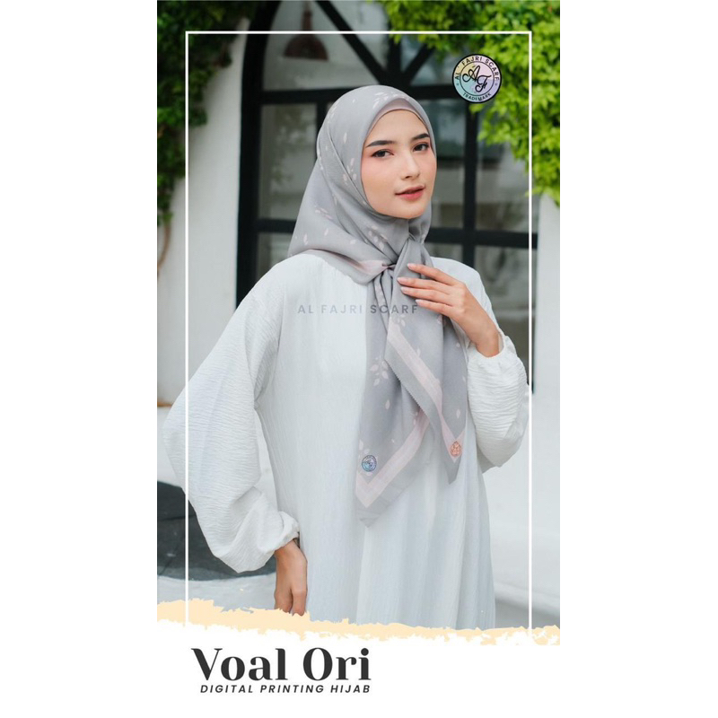 HIJAB SEGI EMPAT VOAL ORI MOTIF BY AL FAJRI SCARFT