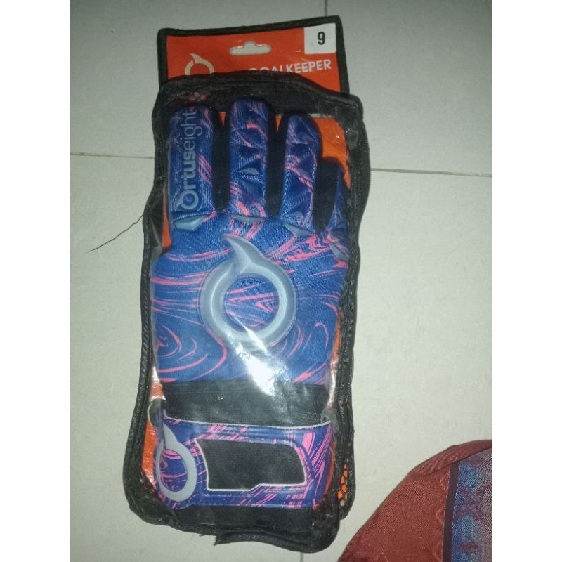 SARUNG_TANGAN_KIPER_ORTUSEIGHT