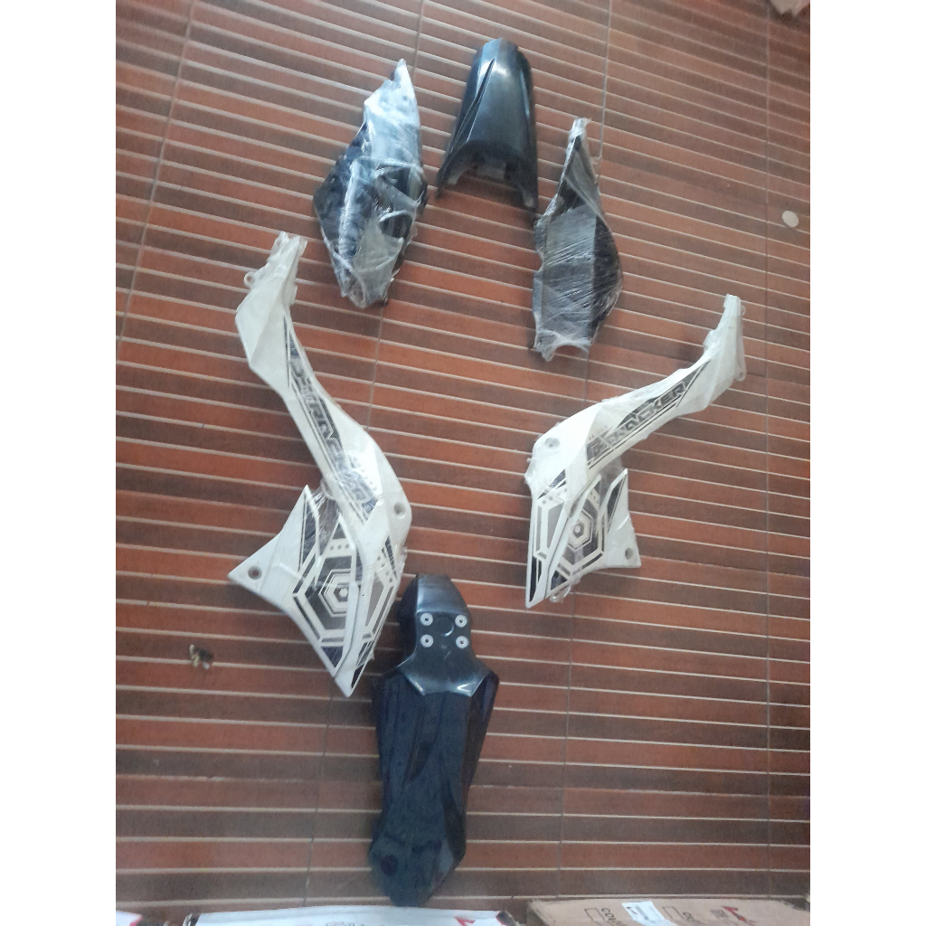 Body set Kawasaki D-Tracker Original Cover Body D Tracker New Ori