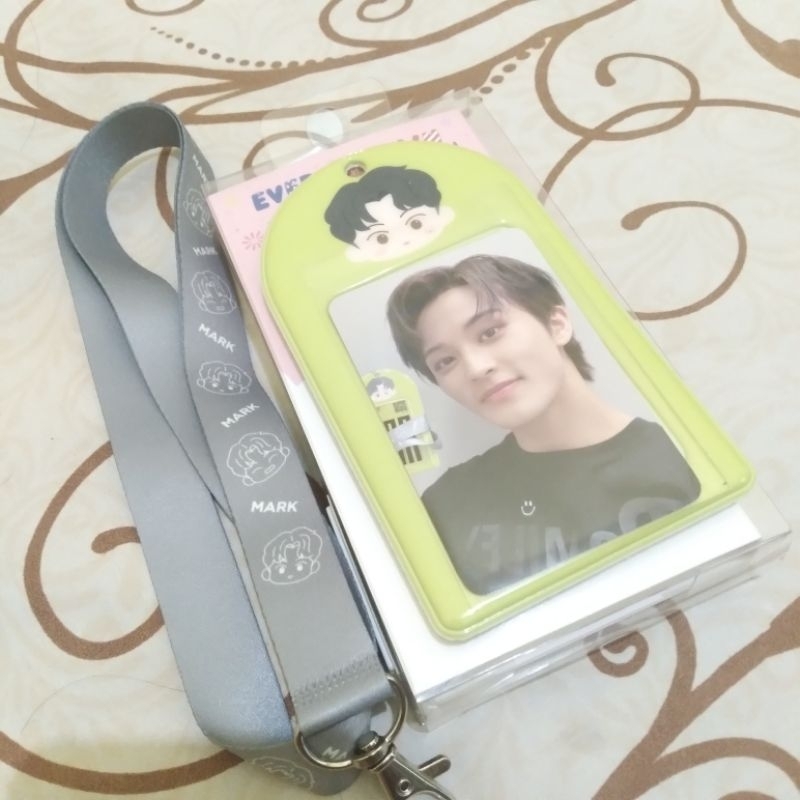 READY STOCK GANTUNGAN LANYARD EVERLAND MARK NCT DREAM / NCT DREAM MD EVERLAND / CARD HOLDER NCT DREA