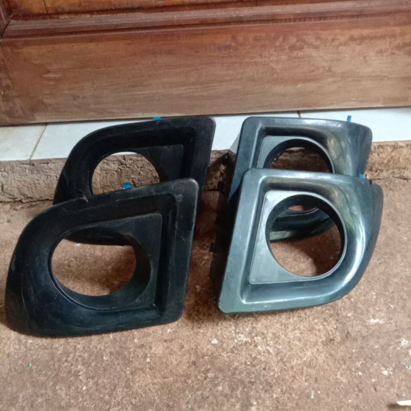 COVER RING FOGLAMP AVANZA XENI LAMA VVTI 2004 2011