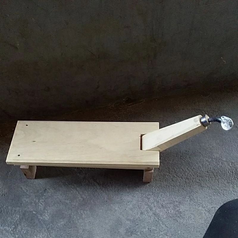 KUKURAN KELAPA LIPAT MANUAL ALAT PARUT KELAPA TRADISIONAL BAHAN KAYU PILIHAN MATA KUKUR KUAT TAJAM T