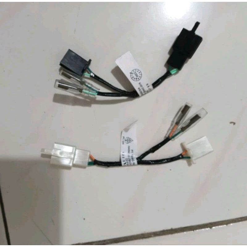 Sambungan socket lampu spion LED juga sein buat motor Honda Beat fi, Beat street, Genio, Beat deluxe