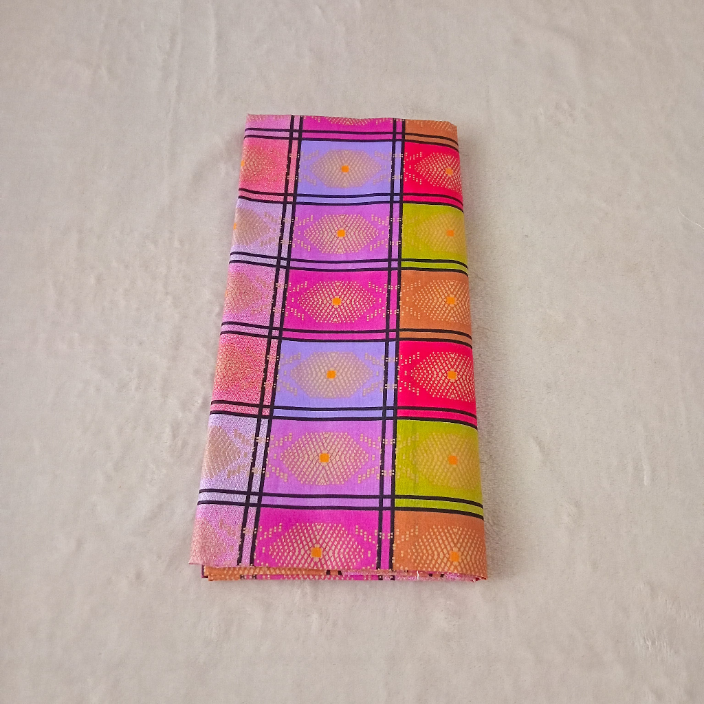 Sarung Bugis Adat Makasar / Sarung Baju Bodo / Sarung Kotak Khas Makasar