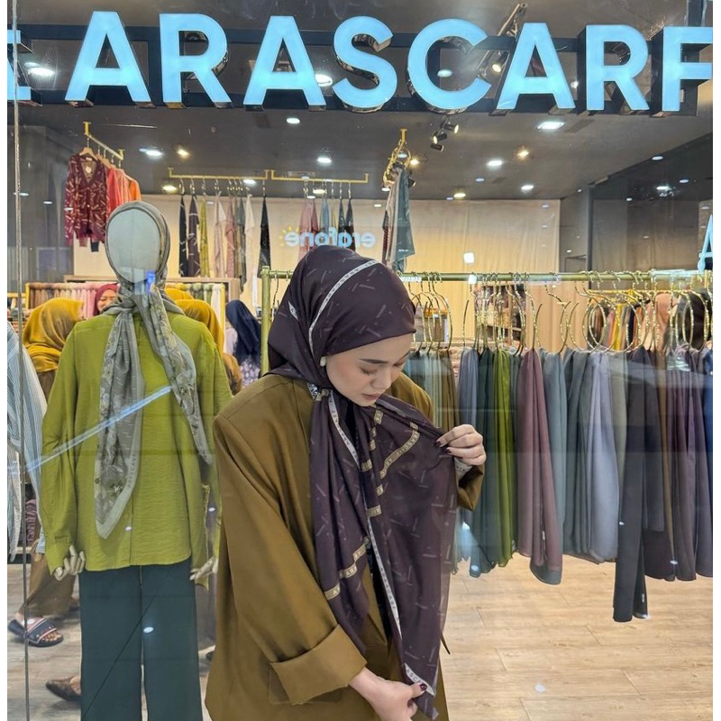 Duma Series Monogram Arascarf // DUMA SERIES ARASCARF