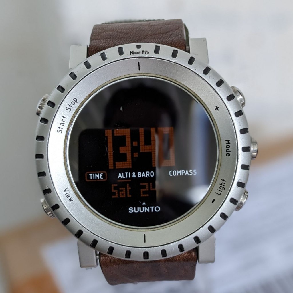 SUUNTO CORE ALU BROWN