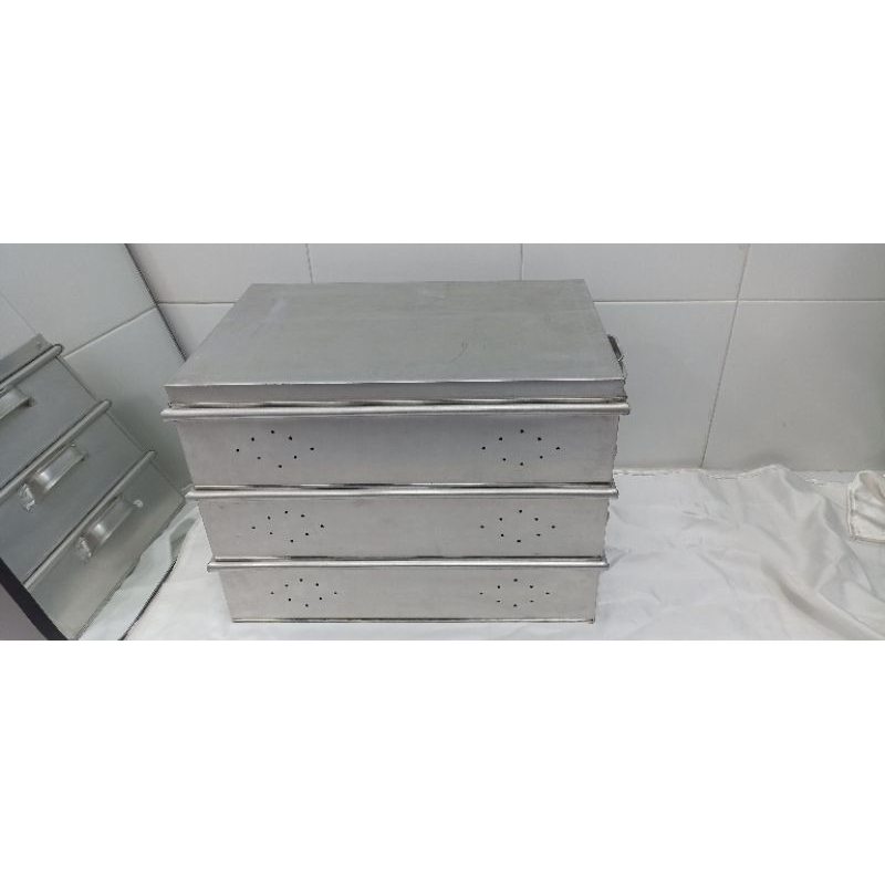 Rantang tenong 3 susun