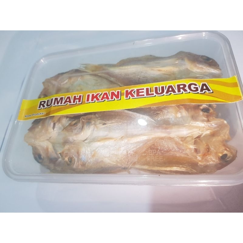 

Ikan Asin Kurisi (kreseh) kemasan 200 gram