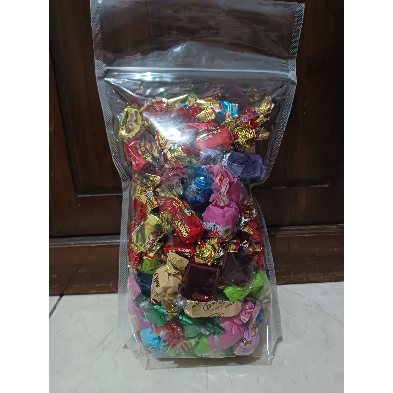 

Coklat mix isi 1kg coklat turki