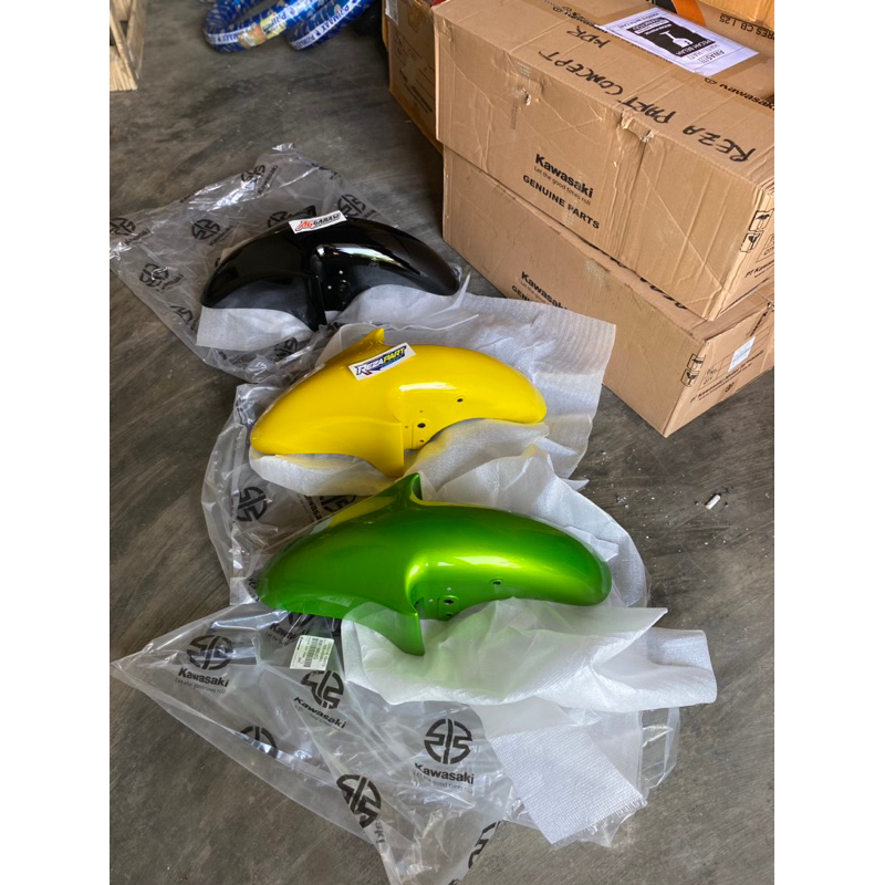 Spakbor Depan Ninja R Spakbor Depan Ninja SS ORIGINAL Kawasaki 35001-0063 R SS