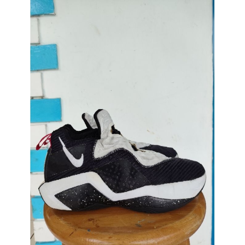 Lebron Soldier 14 EP Black White