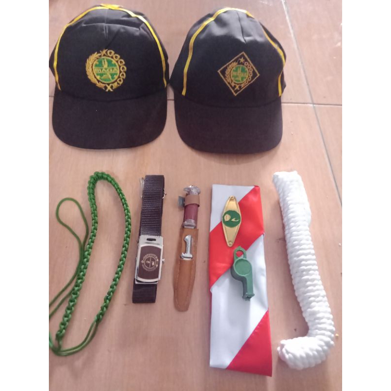 set atribut pramuka siaga plus topi siaga putra putri