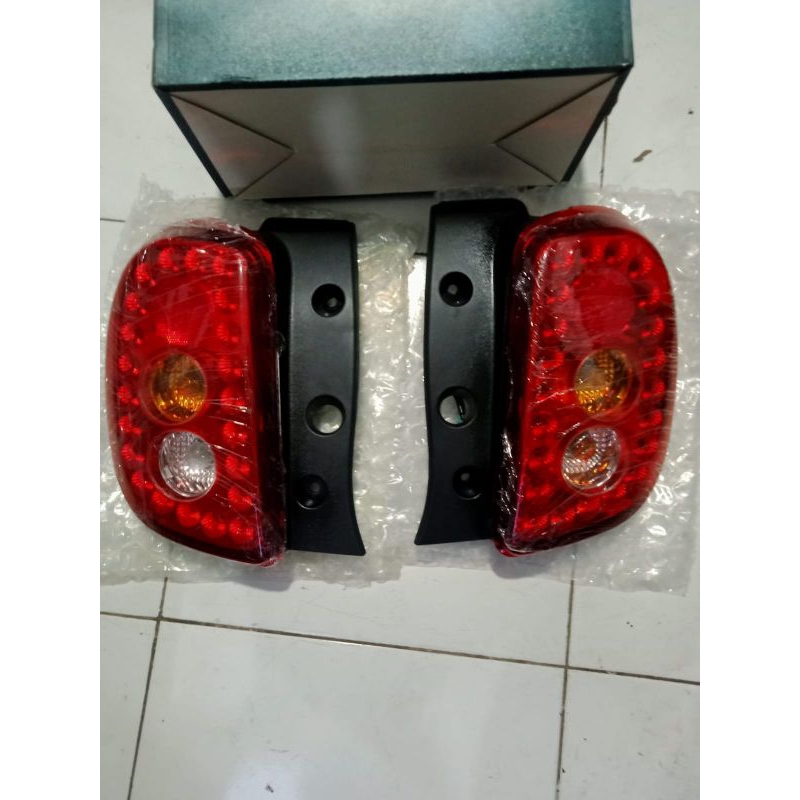 lampu stop Nissan march 2010-2012