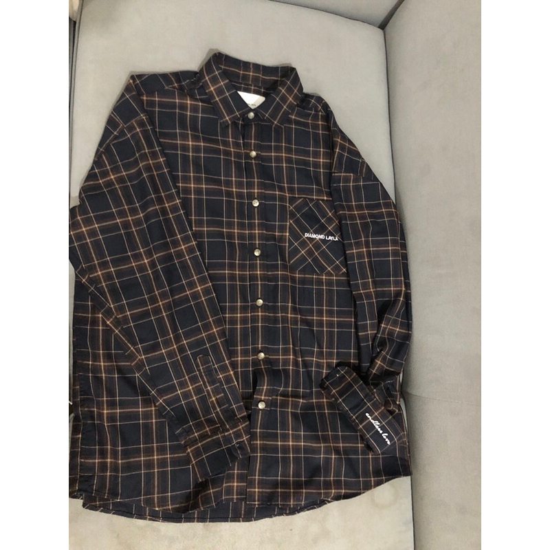 Kemeja Branded DIAMOND LAYLA JUNGKOOK BTS Very Branded (Preloved)