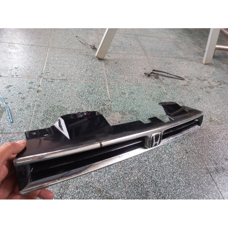 Grill Honda accord Maestro 90 original