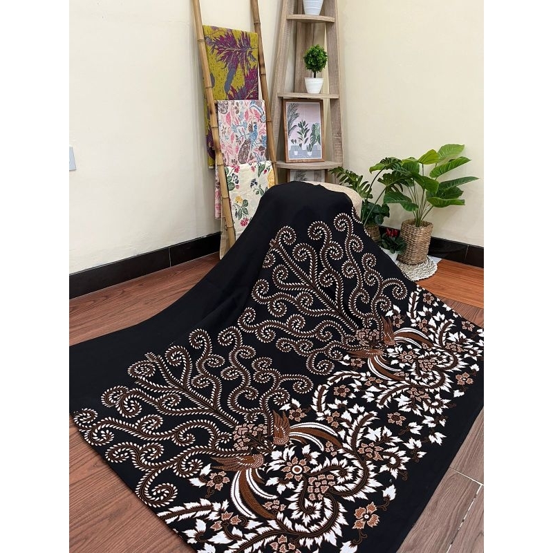 Kain batik solo merak kembang ukel