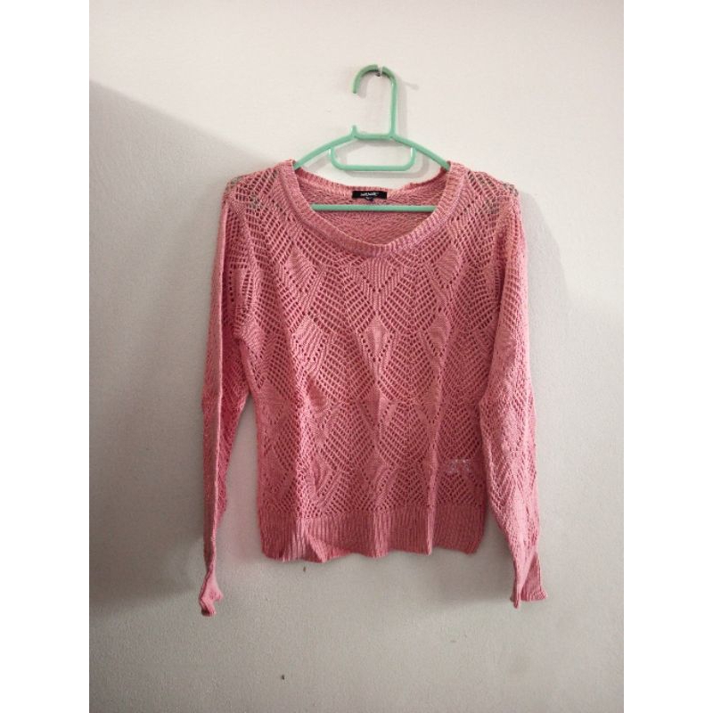Sweater knit hardware prelvd