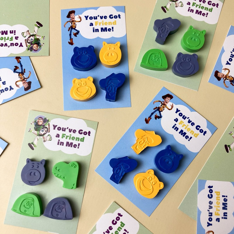 

Custom Crayon untuk Birthday Hampers dll