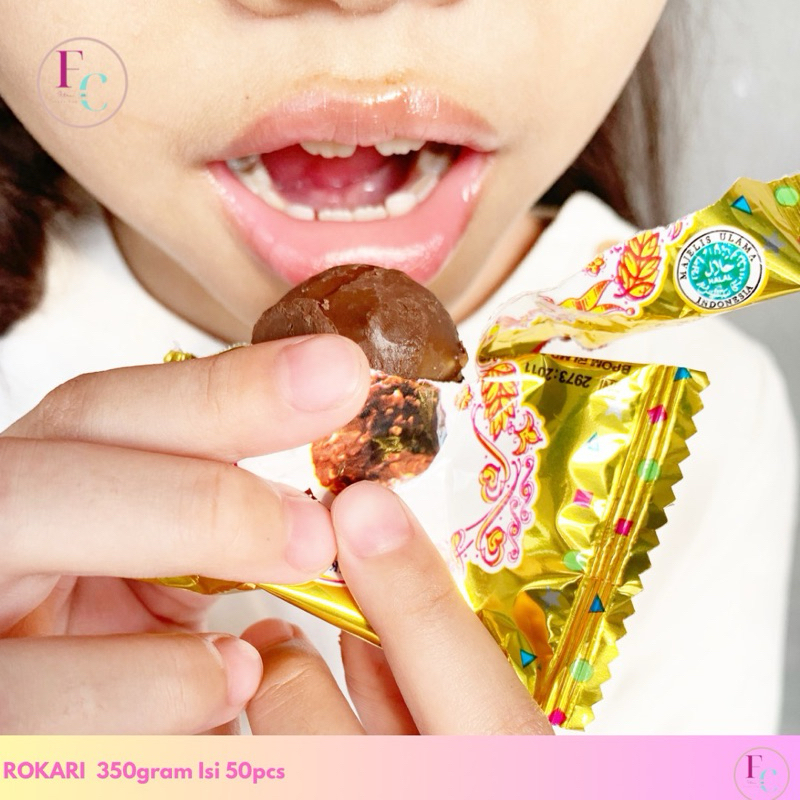 

QH Rokari wafer ball coklat dan kacang isi 50pcs