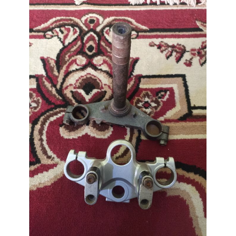 SEGITIGA T VIXION OLD ORIGINAL COPOTAN