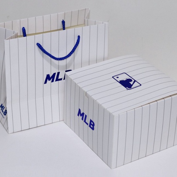 

KP8 KOTAK BOX TOPI MLB Kotak Packing Tas Hadiah PAPER BAG Korea Topi portabel BX