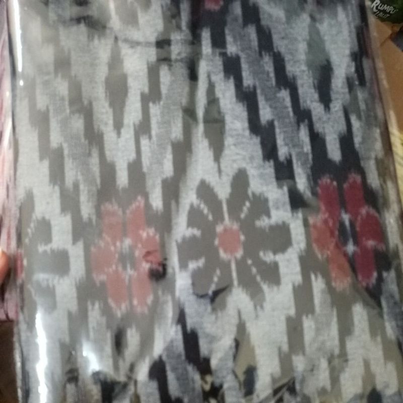 sarung tenun  Goyor khas Pemalang