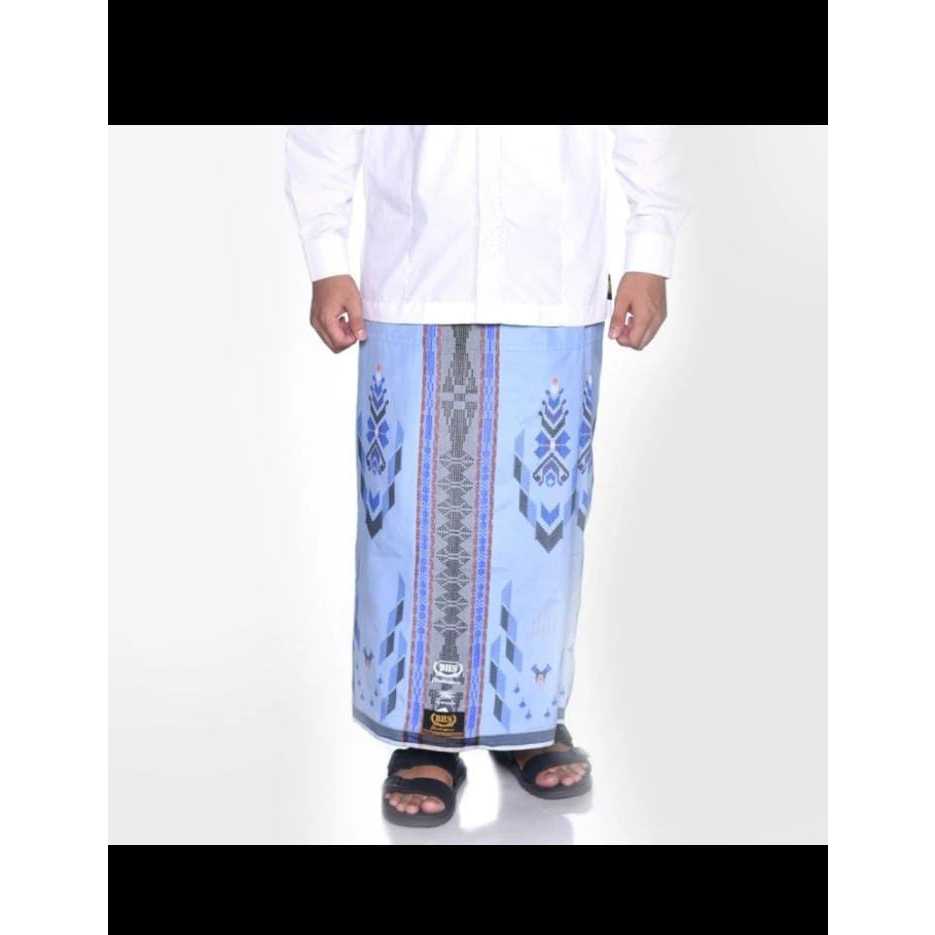 Sarung BHS Masterpiece Motif SGE Warna Biru Muda