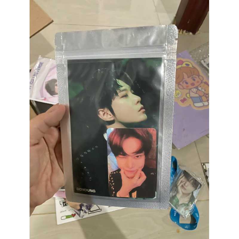 4x6 photo set universe let's play ball jeno haechan doyoung SEALED/UNOPENED