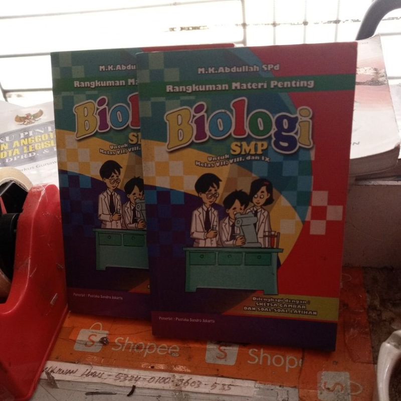 BUKU RANGKUMAN MATERI PENTING BIOLOGI SMP KELAS 7,8,9