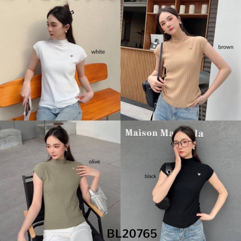 Waffle Knit Top (Free Butterfly Pin)
