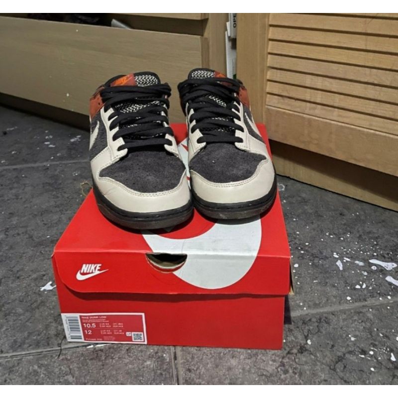 NIKE DUNK LOW RED PANDA