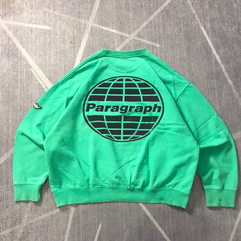 PARAGRAPH REFLECTIVE CREWNECK