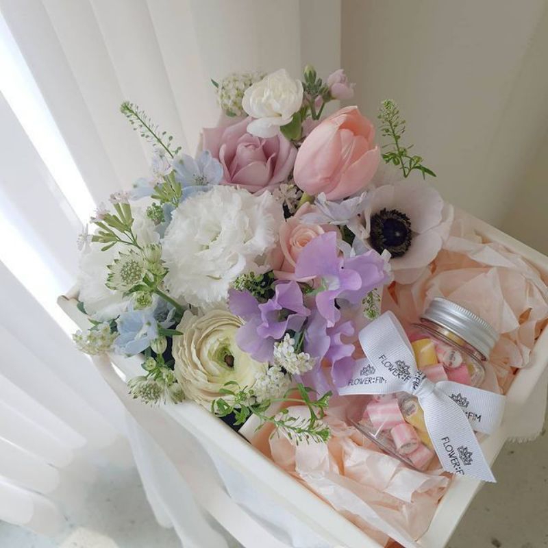 

[BBKT-PK] BUKET BUNGA MAKASSAR, BUKET BUNGA DALAM BOX, BUKET SNACK, BUKET UANG