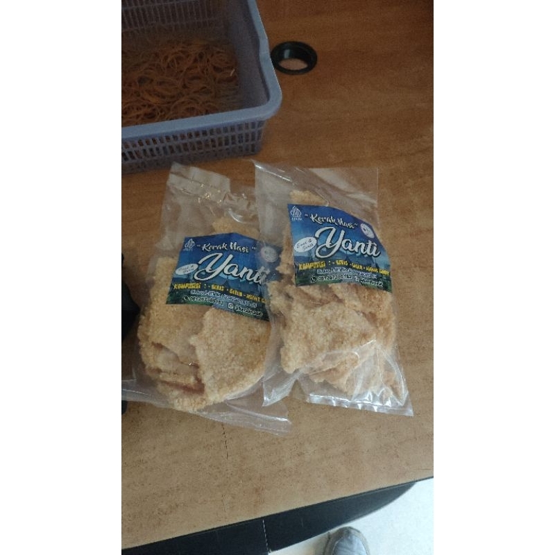 

Keripik Kerak Nasi