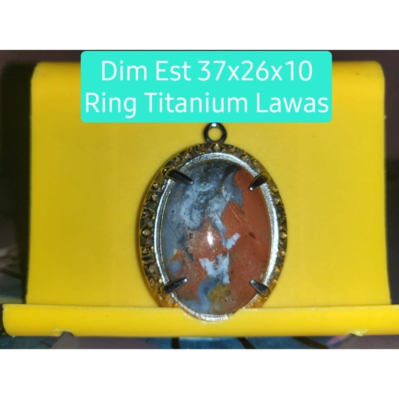 Liontin Batu Pancawarna